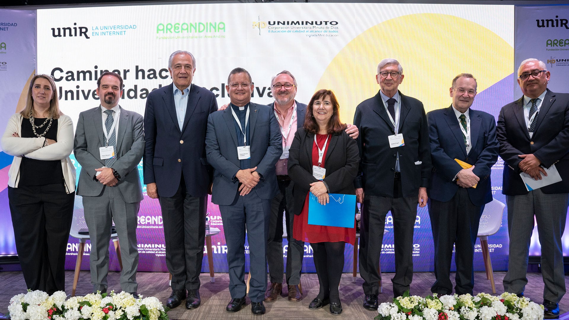 Autoridades académicas en la Jornada ‘Caminar hacia Universidades Inclusivas’.