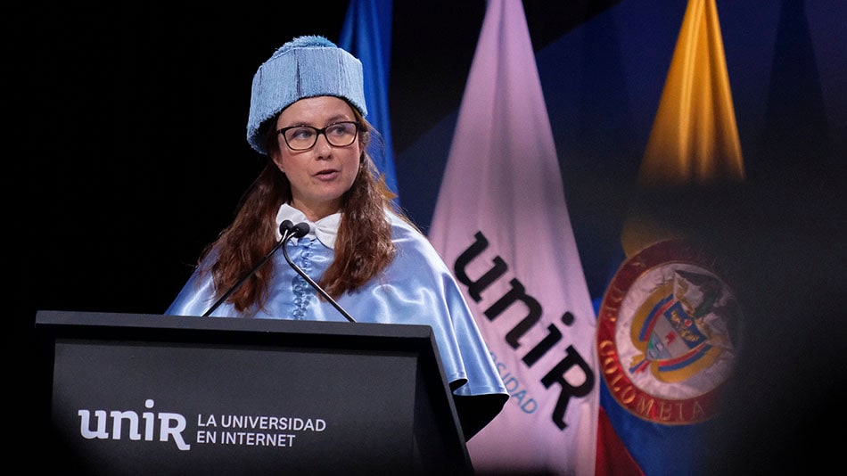 Margarita del Hoyo, Directora del Área de Arte de la Facultad de Ciencias Sociales y Humanidades de UNIR, en su discurso de la mañana del sábado 18 de mayo.