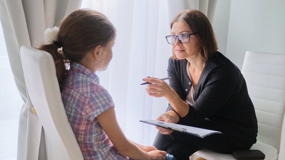 Para trabajar como psicólogo en Colombia es necesario acreditar la formación académica e idoneidad profesional, mediante la presentación del título respectivo