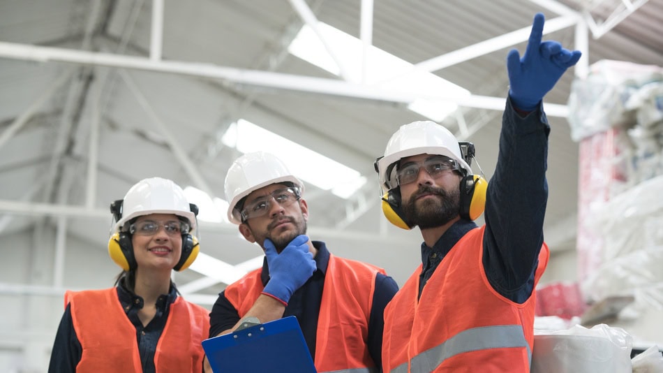 En Colombia, la normatividad en seguridad y salud en el trabajo (SST) es esencial para garantizar un entorno laboral seguro y confiable