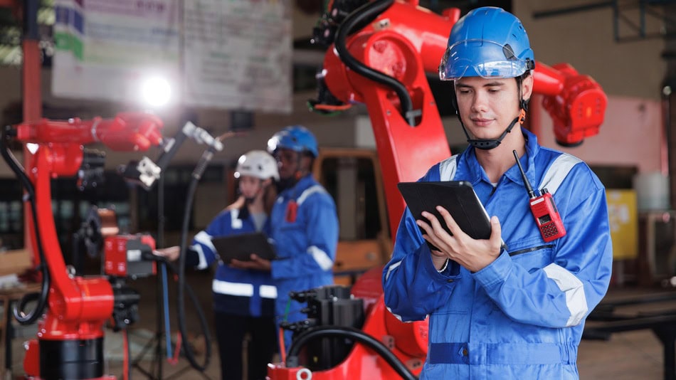 También conocidas como smart factory, las industrias a día de hoy tienen proyecciones de automatizar y mejorar los procesos productivos