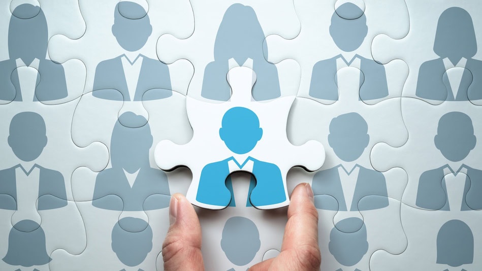 el sueldo de gerente de RRHH va desde los 2,7 millones de pesos en promedio