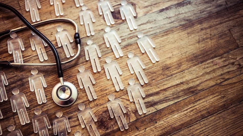 el análisis de datos epidemiológicos desempeña un papel fundamental en la comprensión y el control de los eventos relacionados con la salud