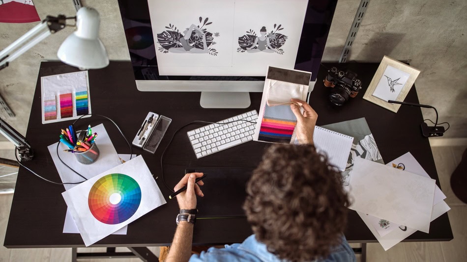 Un profesional en diseño digital online debe ser una persona creativa, innovadora y con ideas enfocadas en la imagen y composición