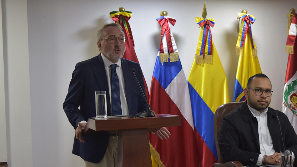 Manuel Herrera, director acad&eacute;mico de Relaciones Internacionales de UNIR, intervino en el acto.