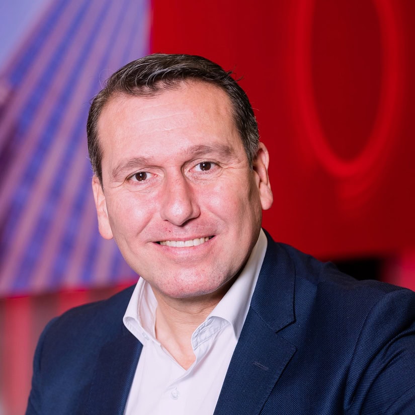 Alberto del Sol, Experto asociado