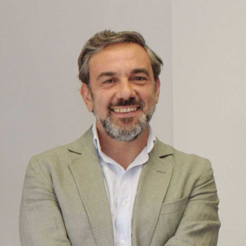 Ángel Luis Gómez Díaz, Experto asociado