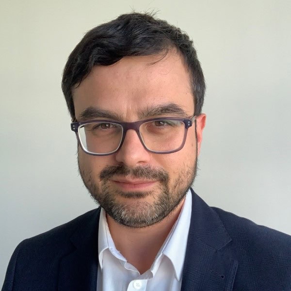 Diego Rodríguez Lobato, Experto asociado