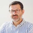 Eduardo Fernández Flores, Experto asociado