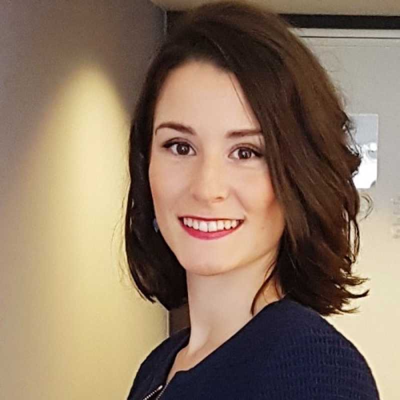 Elena Barrajón Fernández, Experta asociada