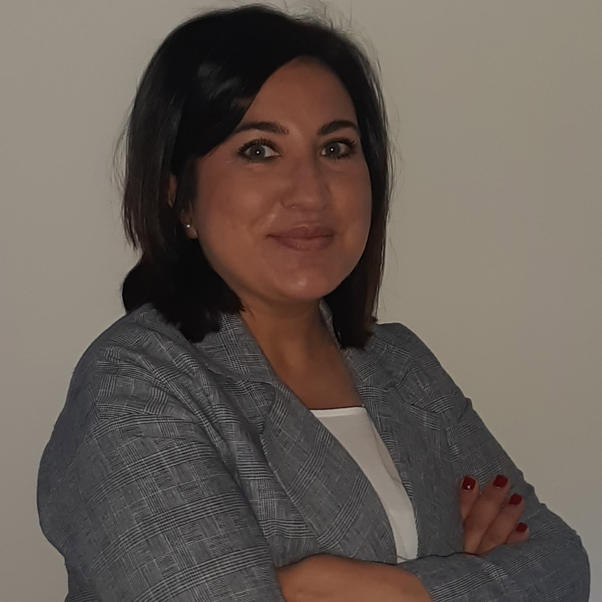 Eva Martín Sánchez, Experta Asociada