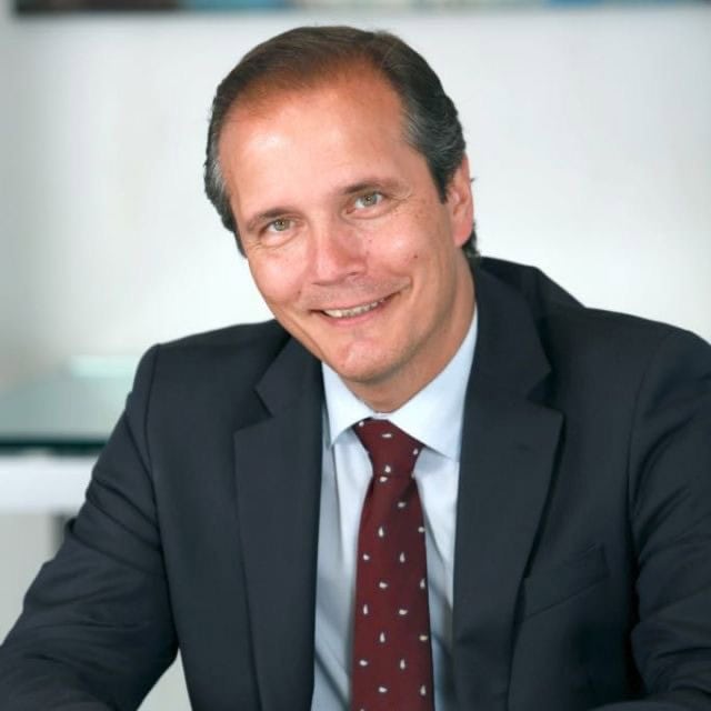 Guillermo Guerra Martín, Experto asociado