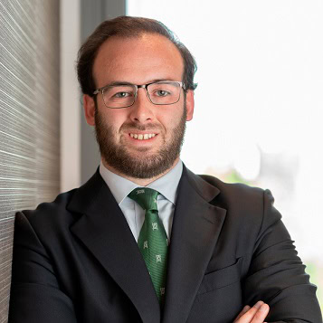 Juan Diaz de Bustamante de Ussia, Experto asociado