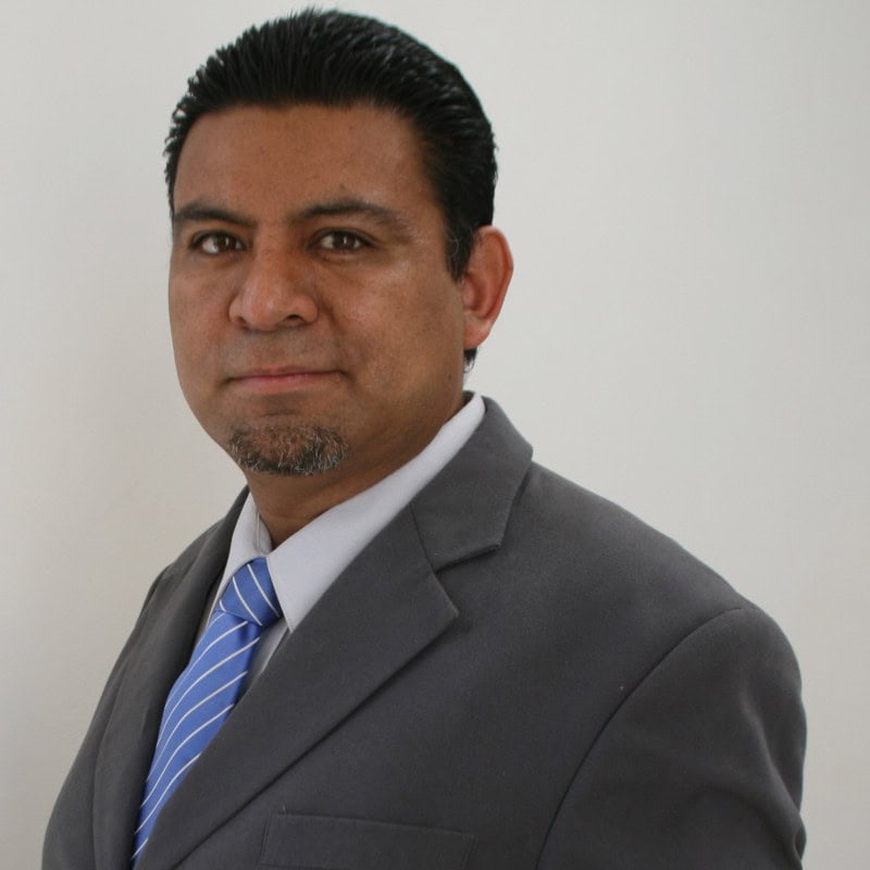 Luis Heriberto García Islas, Experto Asociado