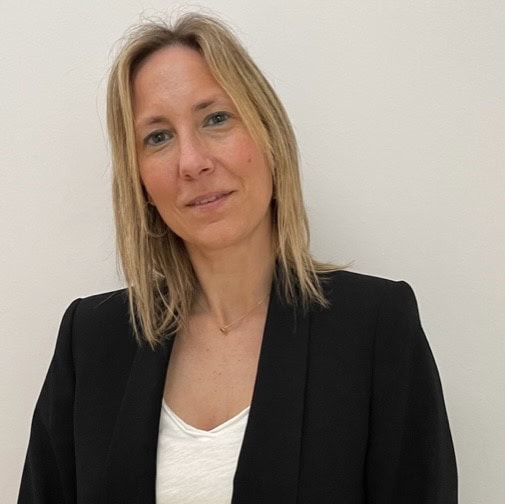 María Esther Camarasa Gimeno, Experta Asociada