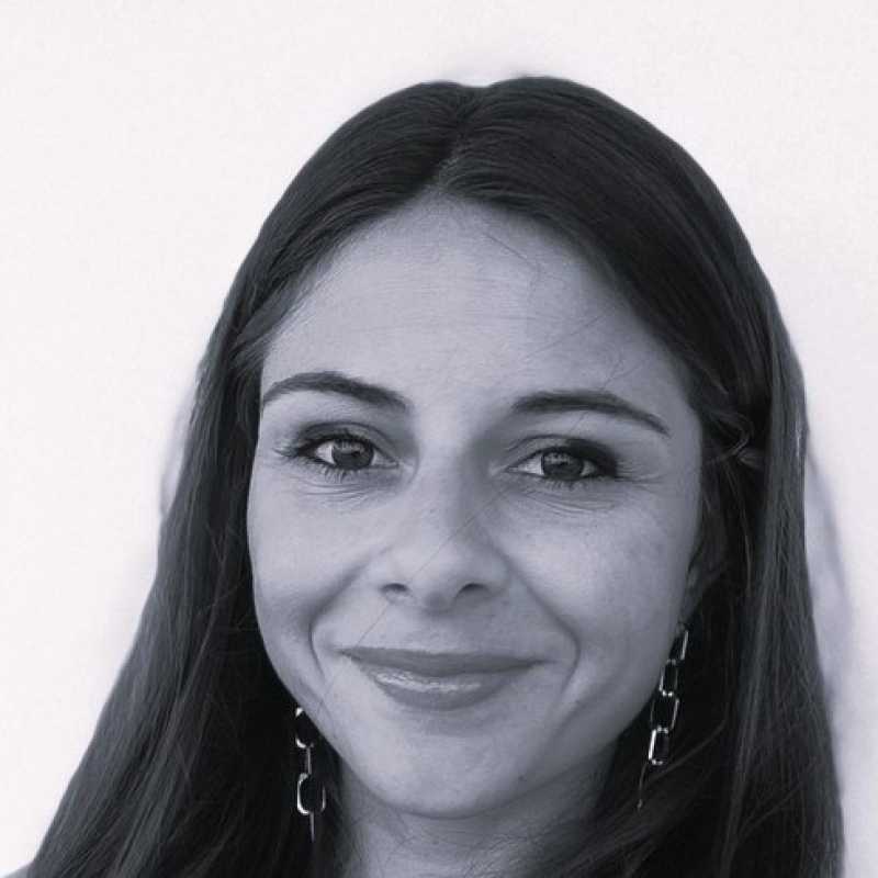 María Eugenia Álava Carrascal, Docente UNIR
