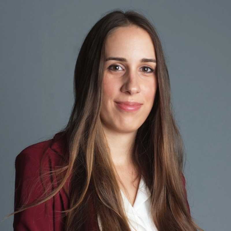 María Isabel Puerto Fernández, Profesora