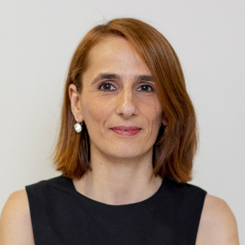 María Loza Corera, Docente UNIR