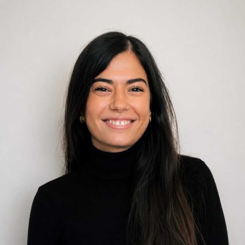 Mireia Gómez Duro, Experta asociada