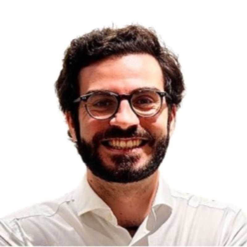 Pablo Hernández Rodas, Experto asociado