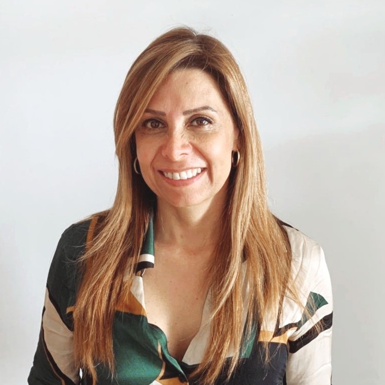 Paula Liliana González Gómez, Docente UNIR