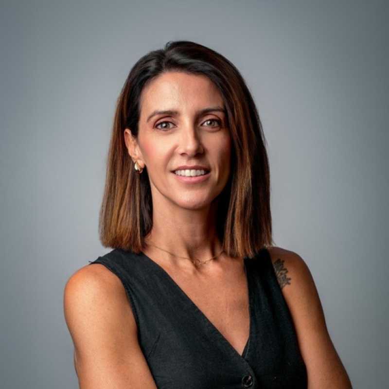 Raquel Serrano Rubio, Experta asociada