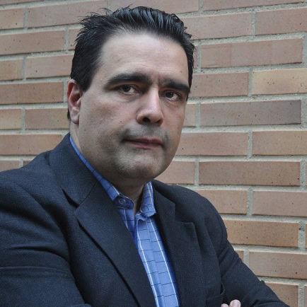 Víctor Manuel Pérez Martínez, Docente UNIR